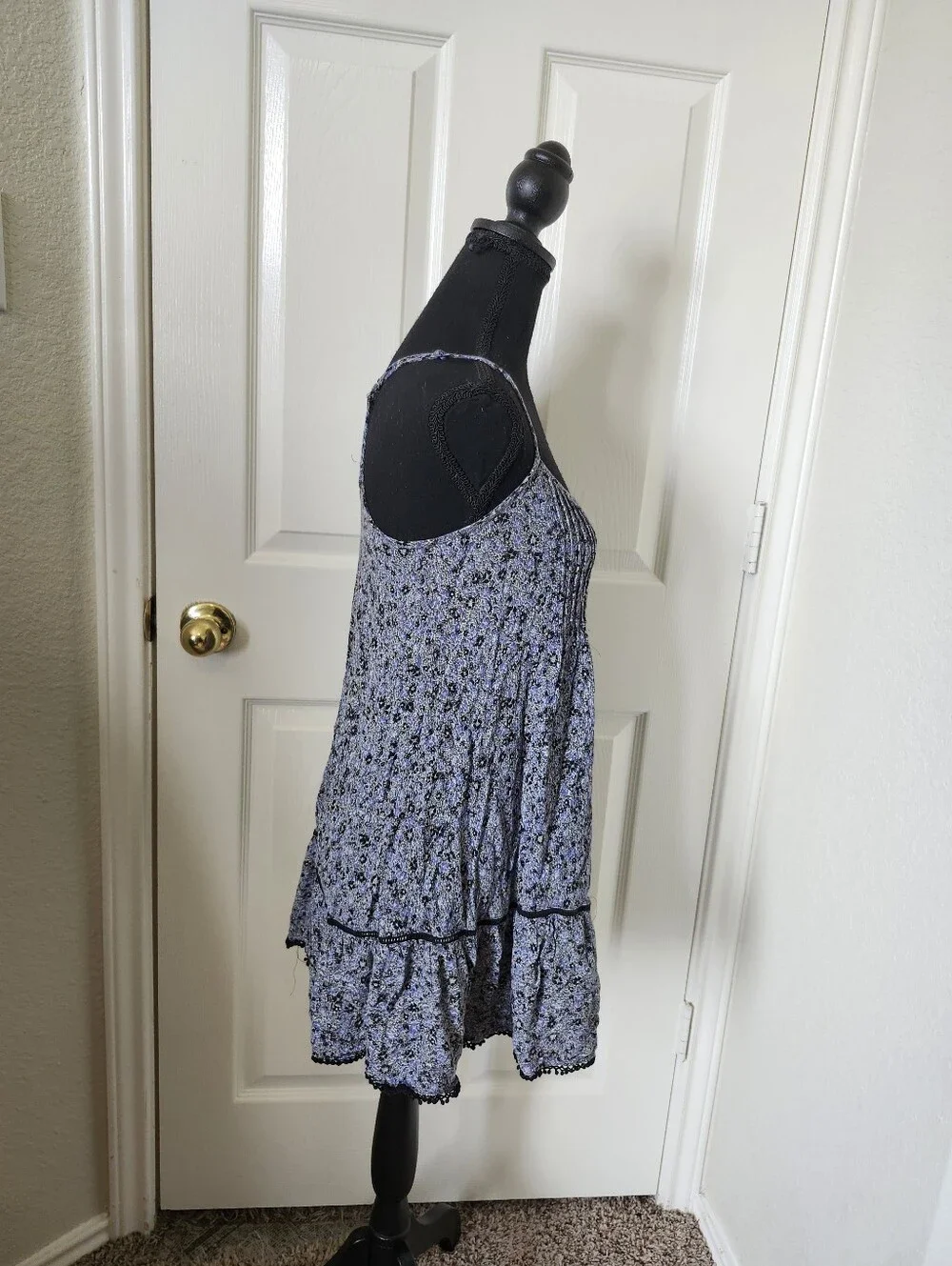 American Eagle Outfitters Lavender Blue Floral Smocked Cami Dress